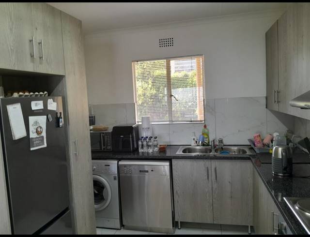 2 BEDROOM TOWNHOUSE FOR SALE IN PRIMROSE HILL